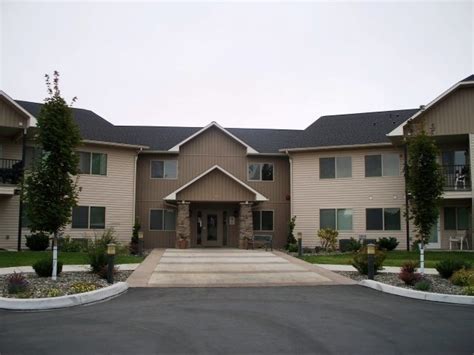 Welcome to Kinsale Place, offering spacious, pet friendly one and two-bedroom <strong>apartments</strong> for rent to seniors 62+ <strong>in Lewiston</strong>, <strong>Idaho</strong>. . Apartments in lewiston idaho